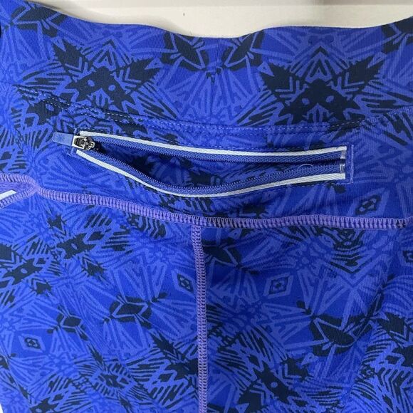 Athleta Blue Printed Workout Athletic Crops - L - Picture 5 of 6